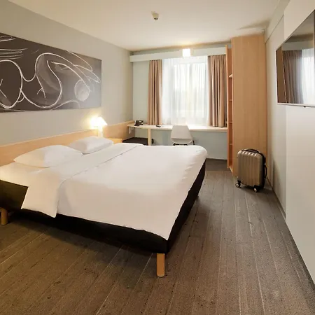 Hotel Ibis 3*