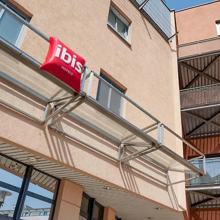 Ibis Отель Ена