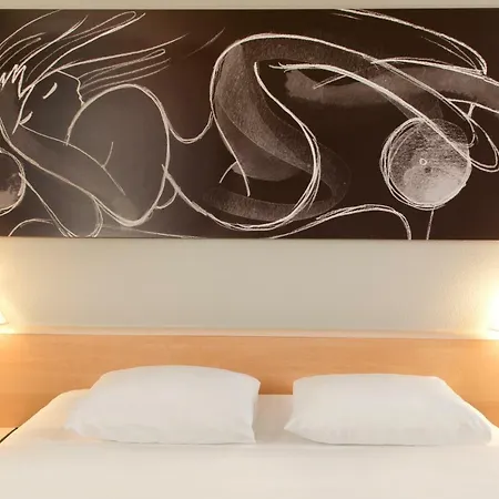 Ibis Hotel